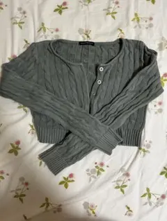 Brandy Melville ケーブルニット カーディガン グレーのサムネイル