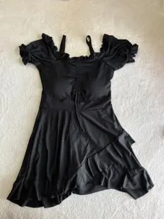 ブラックワンピース水着 フリル付き