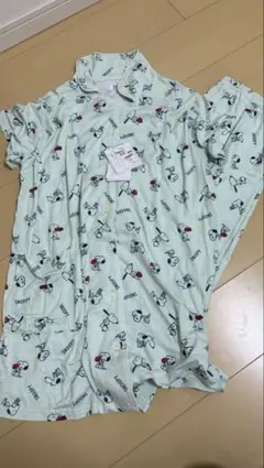新品　西松屋　マタニティ　スヌーピー柄 半袖M〜Lパジャマ