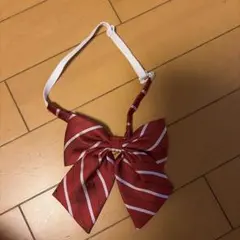 赤と白のストライプリボン