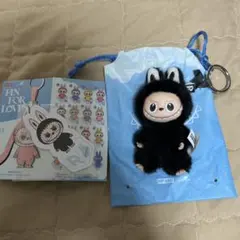 PIN FOR LOVE イニシャル　ラブブ R