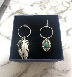 羽根モチーフ ターコイズ ピアス(両耳用) 新品未使用