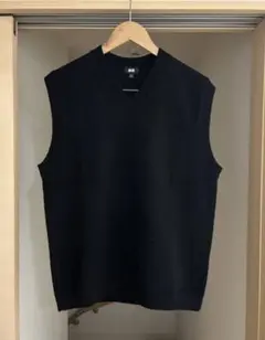 2025 UNIQLO ニットVネックベスト