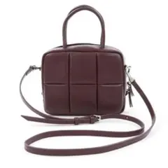 INED コンパクトボストンバッグ　イネド　ミニショルダーバッグ　red