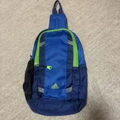 adidas ボディバッグのサムネイル