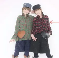 アンドラブ＆LOVE チェリーが愛らしいカフタンふりるブラウス