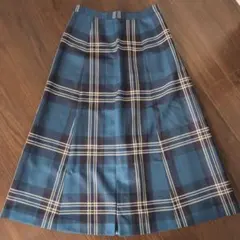 【美品】Yorkland 膝下スカート ネイビースカート