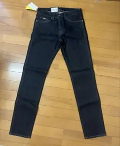 新品 ヒューゴボスBOSS デニムパンツ ジーンズ30/32 M スリムフィットのサムネイル
