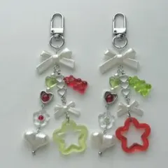 【401】ビーズキーホルダー　2点　クリスマス　コレクトブック　シール帳　冬