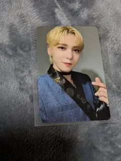 【希少】ATEEZ ユノ MAKESTAR 6.0 epilogue 　韓服