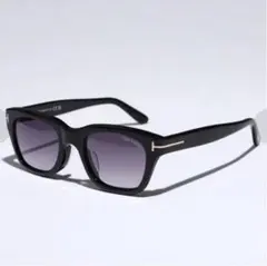 TOM FORD トムフォード　サングラス　大人気　定番　007のサムネイル