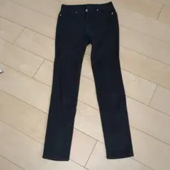 GU スキニーパンツ ブラック