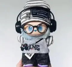 「新品」ぬいぐるみ服 着せ替え　ゲーム機ポシェット付き　7点セット　ラブブ ✨