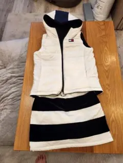 TOMMY HILFIGER リバーシブルベスト＆スカート セットのサムネイル