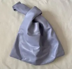 レザー風 ラベンダー ハンドバッグ スナップボタン付き