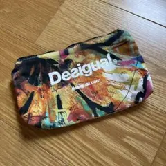Desigual カラフルポーチ　キャンパス生地のサムネイル