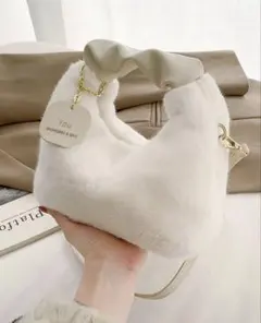 ファーバッグホワイト