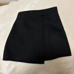 ブラックミニスカート