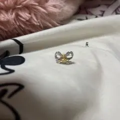 Vivienne Westwood リボン オーブ ピアス 片耳のサムネイル
