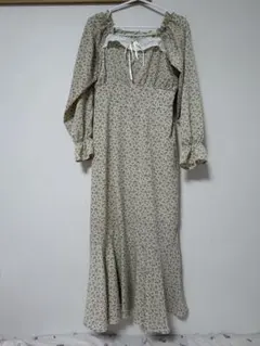 花柄長袖ワンピース マーメードスカート