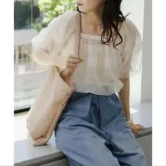 【Kastane】 ラインチュールオフショルブラウス　Sサイズ 新品未使用のサムネイル