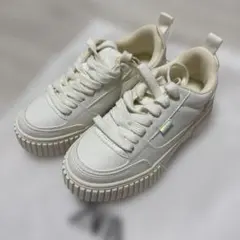 ZARA スニーカー