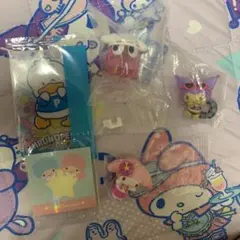 クロミ マイメロ シナモン ガチャガチャ おまけ付き