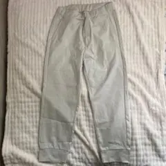 ユニクロ　ウルトラストレッチアクティブジョガーパンツ　120cm ナチュラル
