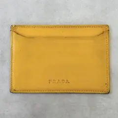 PRADA イエローレザー カードケース エンボスロゴ