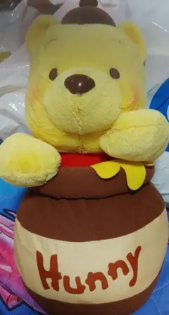 くまのプーさん 赤いほっぺ スーパーラージぬいぐるみ ハニーポットver