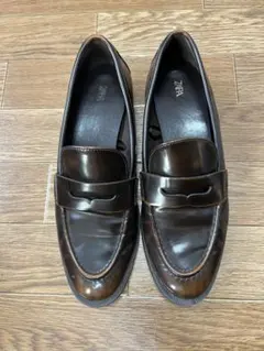 ZARA ブラウン 合皮　ローファー