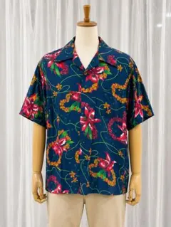 PARADISE FOUND アロハシャツ ネイビー 花柄 Sサイズのサムネイル