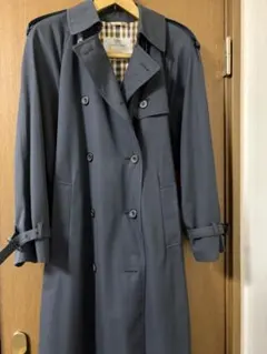 Aquascutum アクアスキュータム　PETERBOROUGHトレンチコートのサムネイル