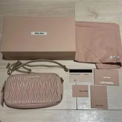 miumiu マテラッセ ショルダーバッグ ピンク ピンクベージュ オルキデアのサムネイル