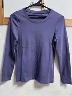 UNIQLO紫色 長袖 Tシャツ クルーネック