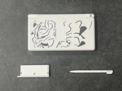 Nintendo DS lite 本体　ホワイト ギラティナ　カスタム品