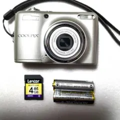 Nikon ニコン COOLPIX L23 シルバー コンパクトデジタルカメラ Nikonデジタルカメラ COOLPIX L23 シルバー L23SL