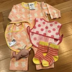 新品ベビーセット未使用ロンパース70cmスタイ2枚靴下オモチャ5点セットうさぎ柄