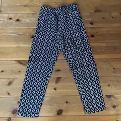 Item thumbnail for item 4e27a74a-8bbe-4c85-8d0b-8395bdfaaf9f