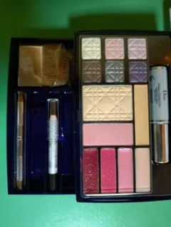 Dior アイシャドウパレット