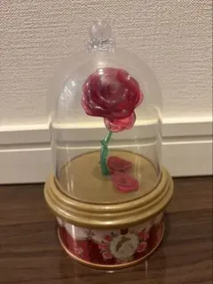 【新品・未使用】魔法の薔薇　ガラスドーム　美女と野獣　ディズニーワールド　送料込 新品・未使用】魔法の薔薇 ガラスドーム 美女と野獣 ディズニー