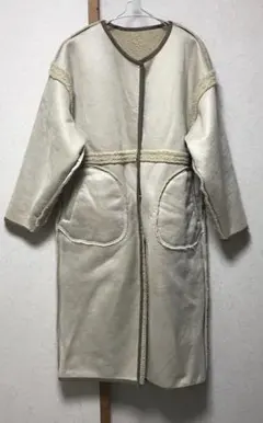 【新品・タグ付き】RUMORリバーシブルボアフェイクムートンロングコート