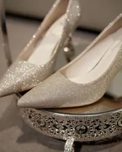 ゴールド グリッター ポインテッドトゥ ハイヒール