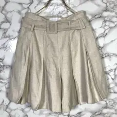 CECIL McBEE　（M）　プリーツキュロット　ミニ丈　ベルト付　ベージュ