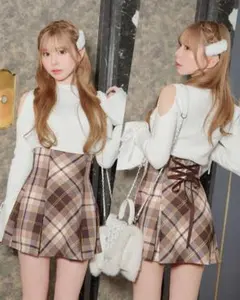 新品未使用　ミシェルマカロン　フレアチェックスカート　ベージュ　XSサイズ