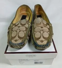 COACH ローファー　ゴールド　23.　 シグネチャー　フラットシューズ　靴