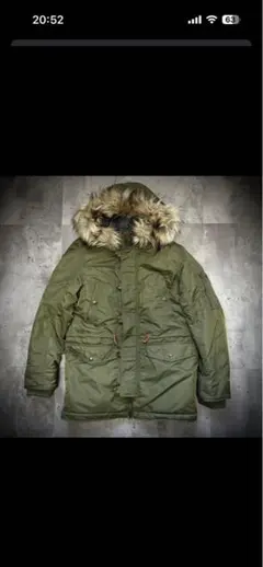 アメリカンイーグルオリーブグリーン ミリタリージャケット ファー付き