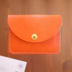 【在庫品】お札も入る薄型カードケース（オレンジ）