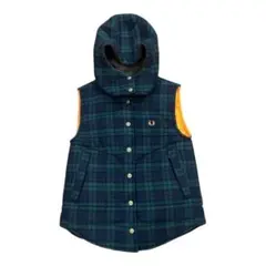 2026年最新】fred perry ベストの人気アイテム - メルカリ