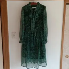レディースワンピース　グリーン　 S